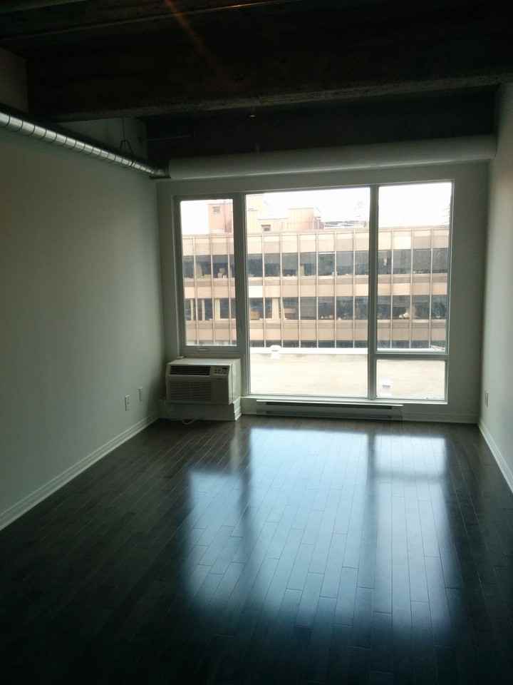 366 Rue Mayor #909 - Photo 2 of 17