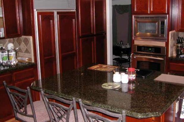 9028 North Camden Drive - Photo 3 of 7