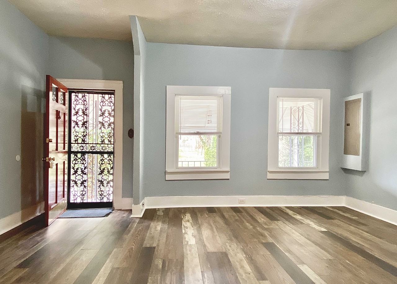 2602 Perry St - Photo 2 of 18