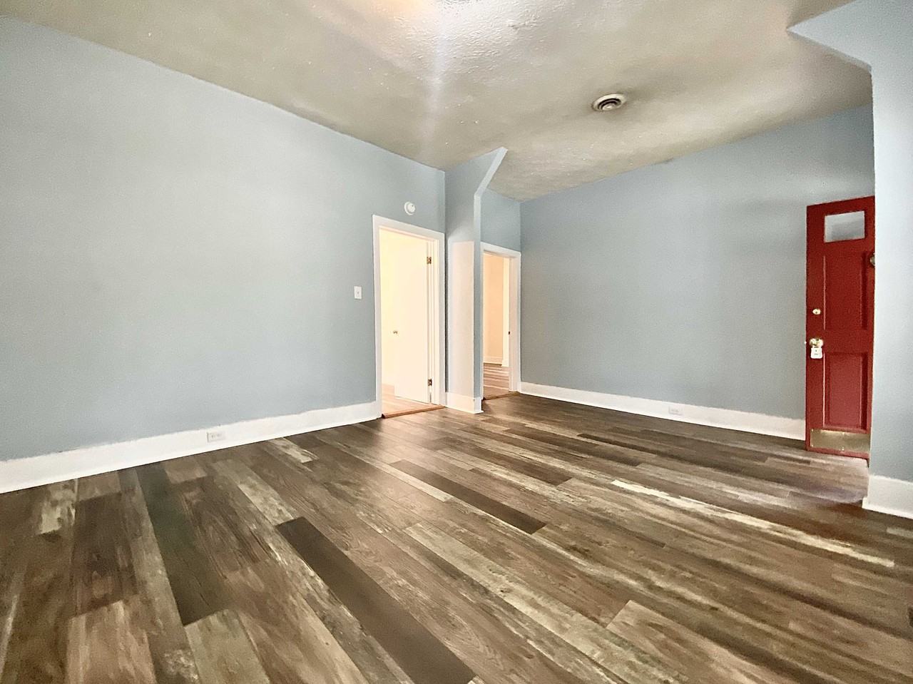 2602 Perry St - Photo 3 of 18