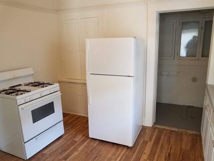 1211 3rd St West - Photo 2 of 5