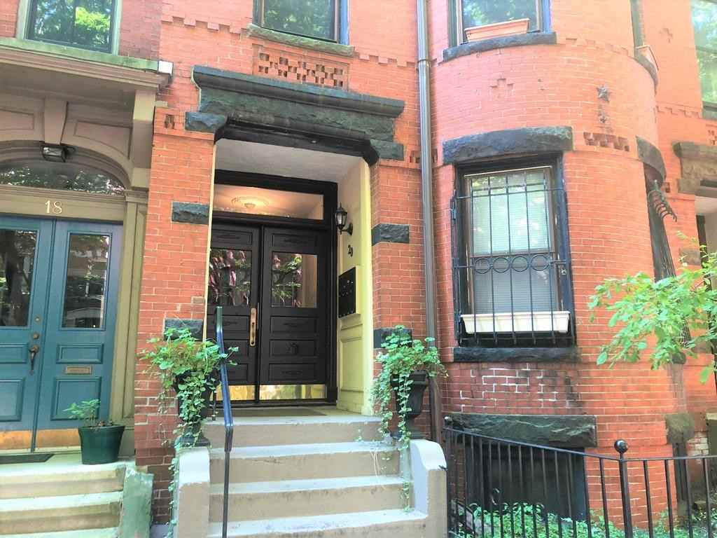 20 Wellington St Unit 4