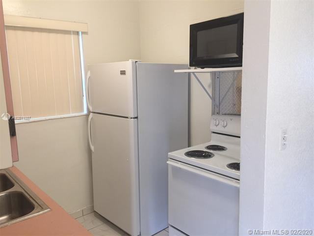 3210 NW 208th Ter - Photo 3 of 15