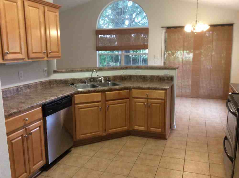 2316 Caddy Shack Ln - Photo 3 of 11