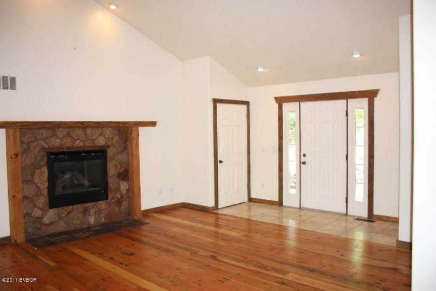 3958 Evenson Ln - Photo 3 of 13