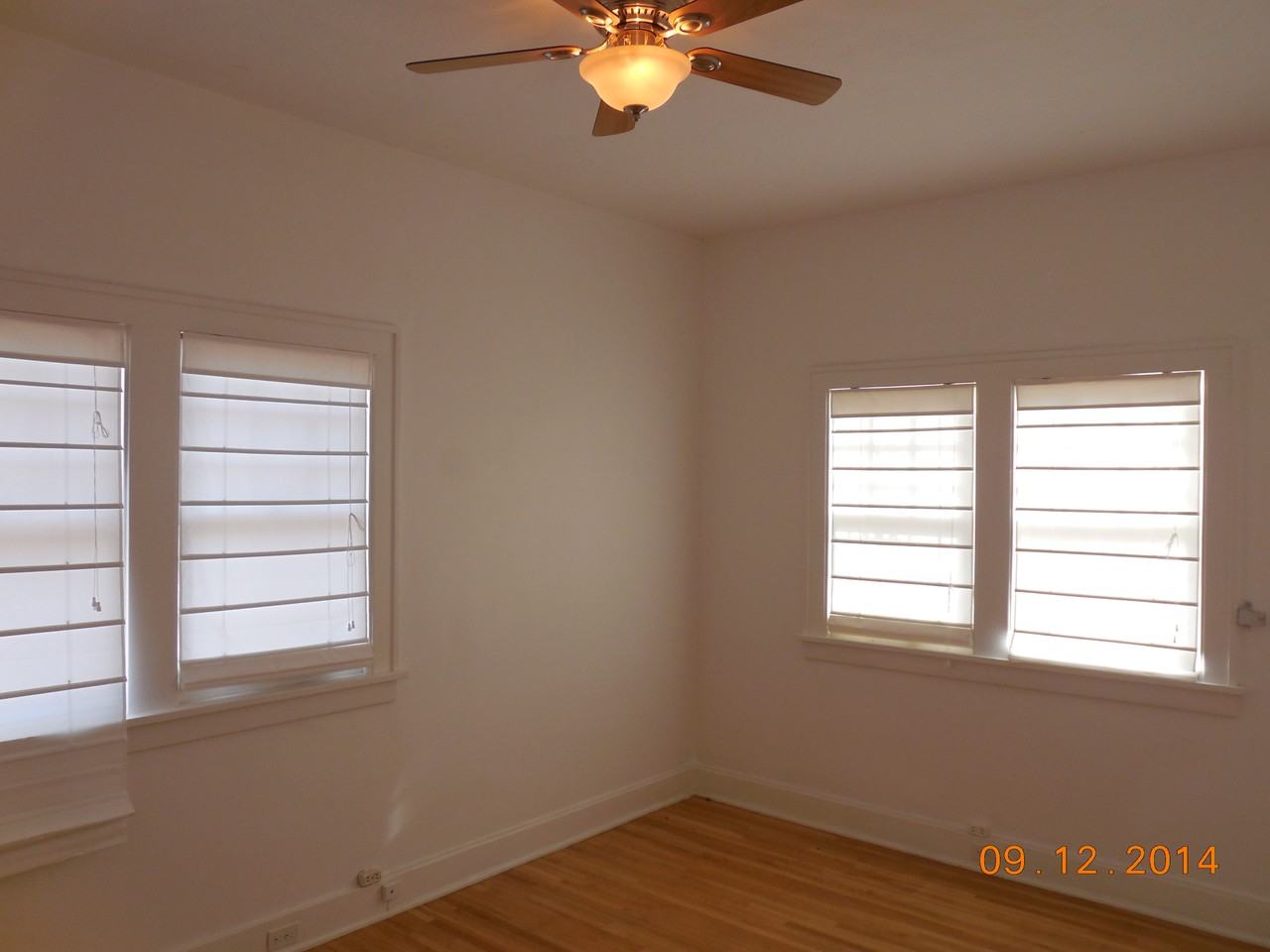 450 Maple St NE - Photo 3 of 23