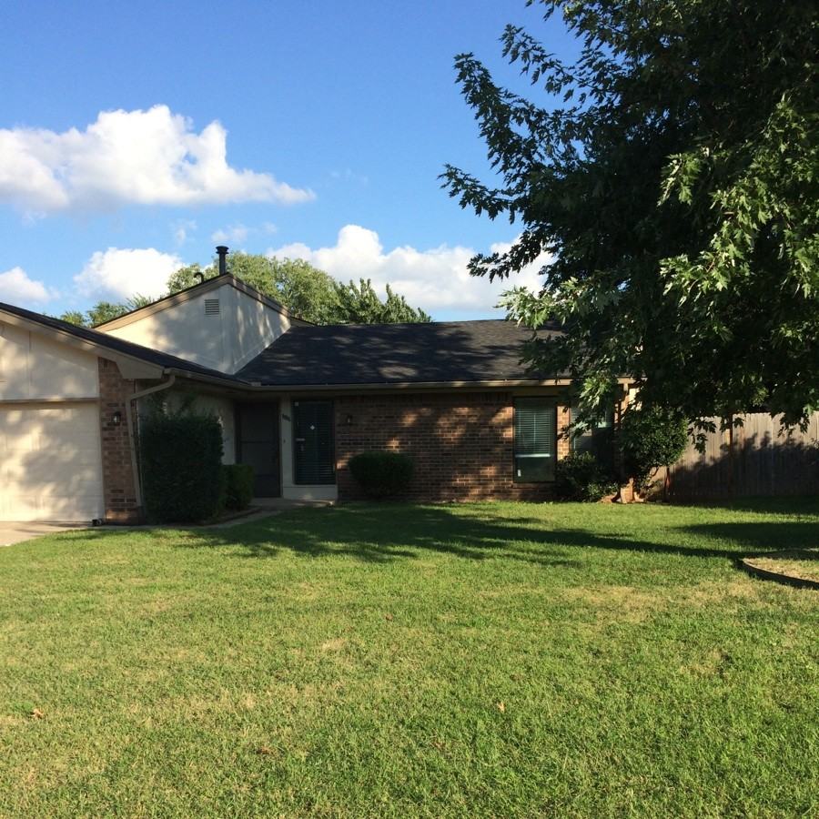 8806 N McKee Blvd - Photo 2 of 14