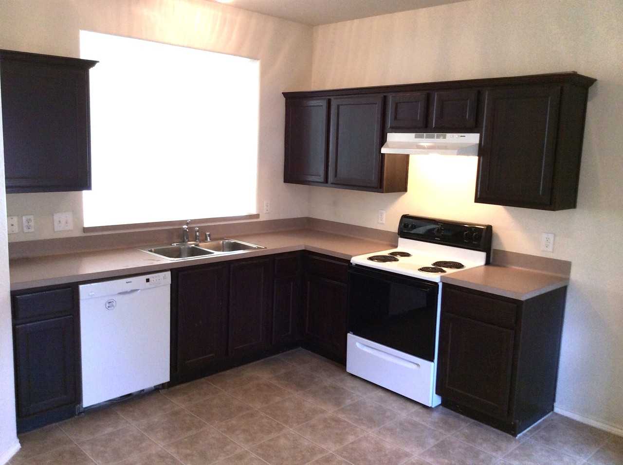 9607 Gorman Brook Dr - Photo 2 of 8