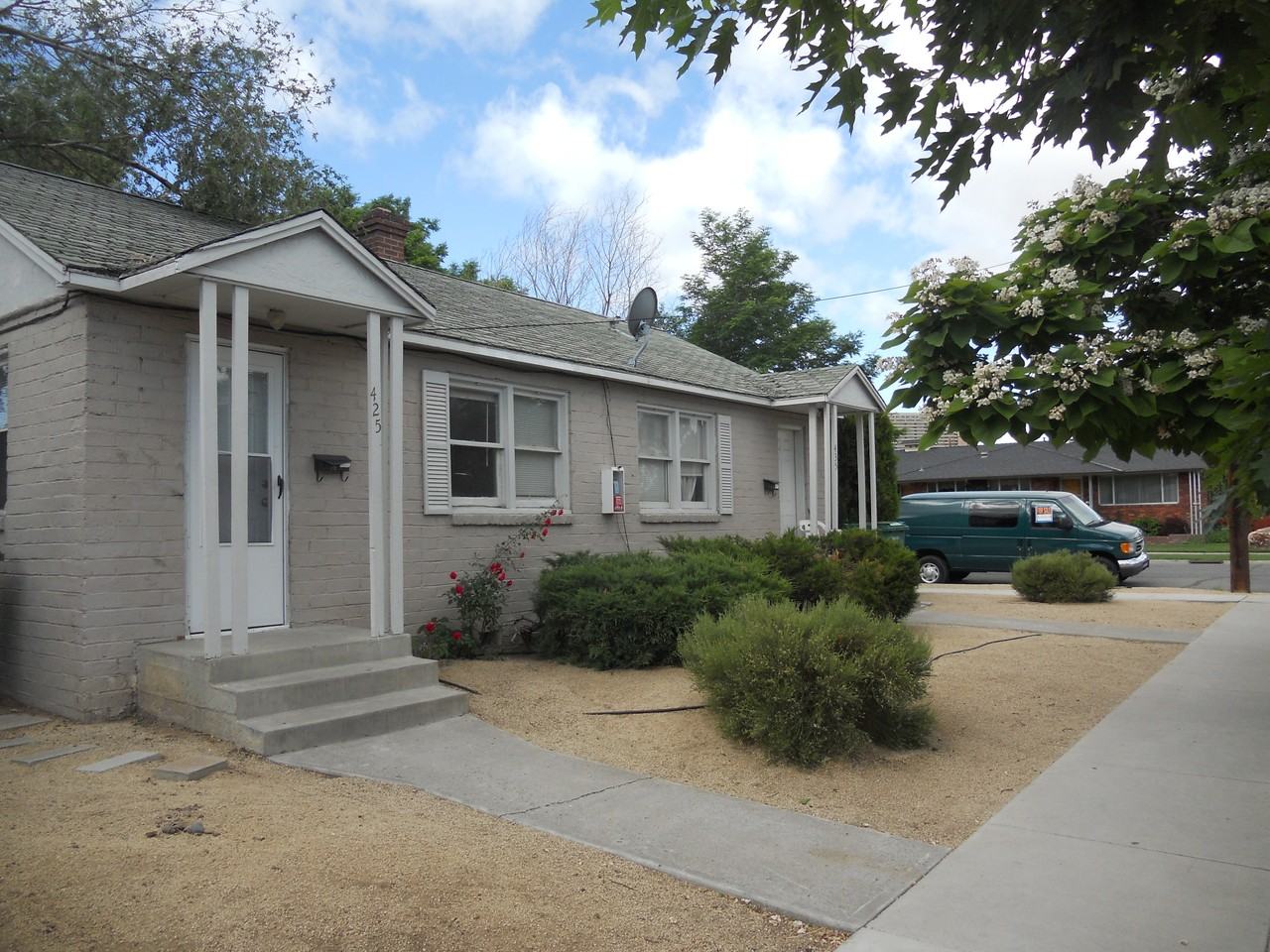 425 and 435 C Street - Photo 3 of 8