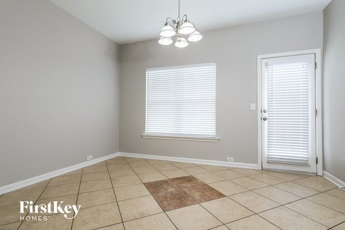 4617 Blue Iris Way - Photo 3 of 15