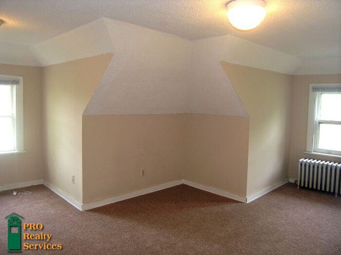 3328 South 5th Avenue #2 - Photo 3 of 8