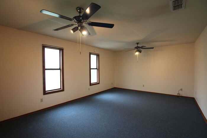3211 South Donnybrook Avenue - Photo 3 of 20
