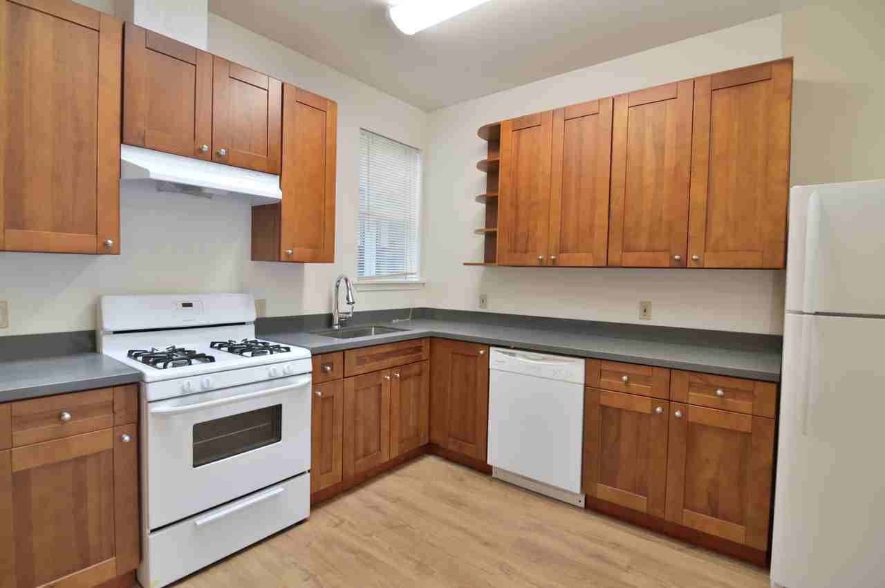 129 Dore Street #B - Photo 3 of 12