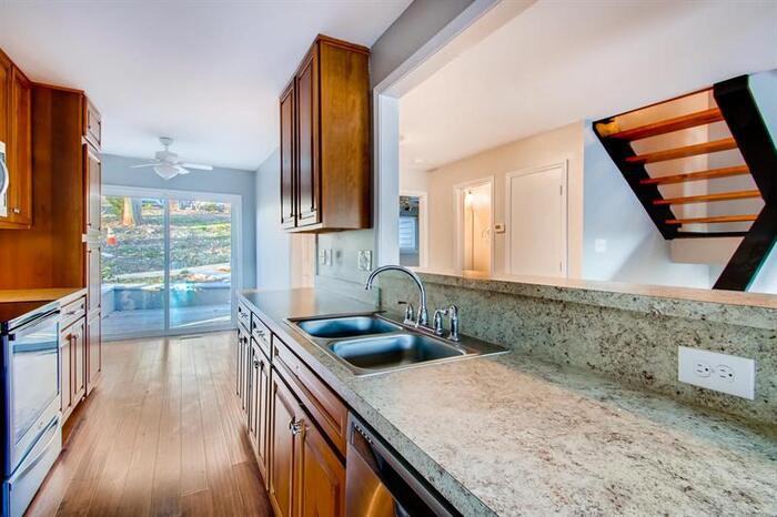 26008 Morningside Drive - Photo 3 of 24