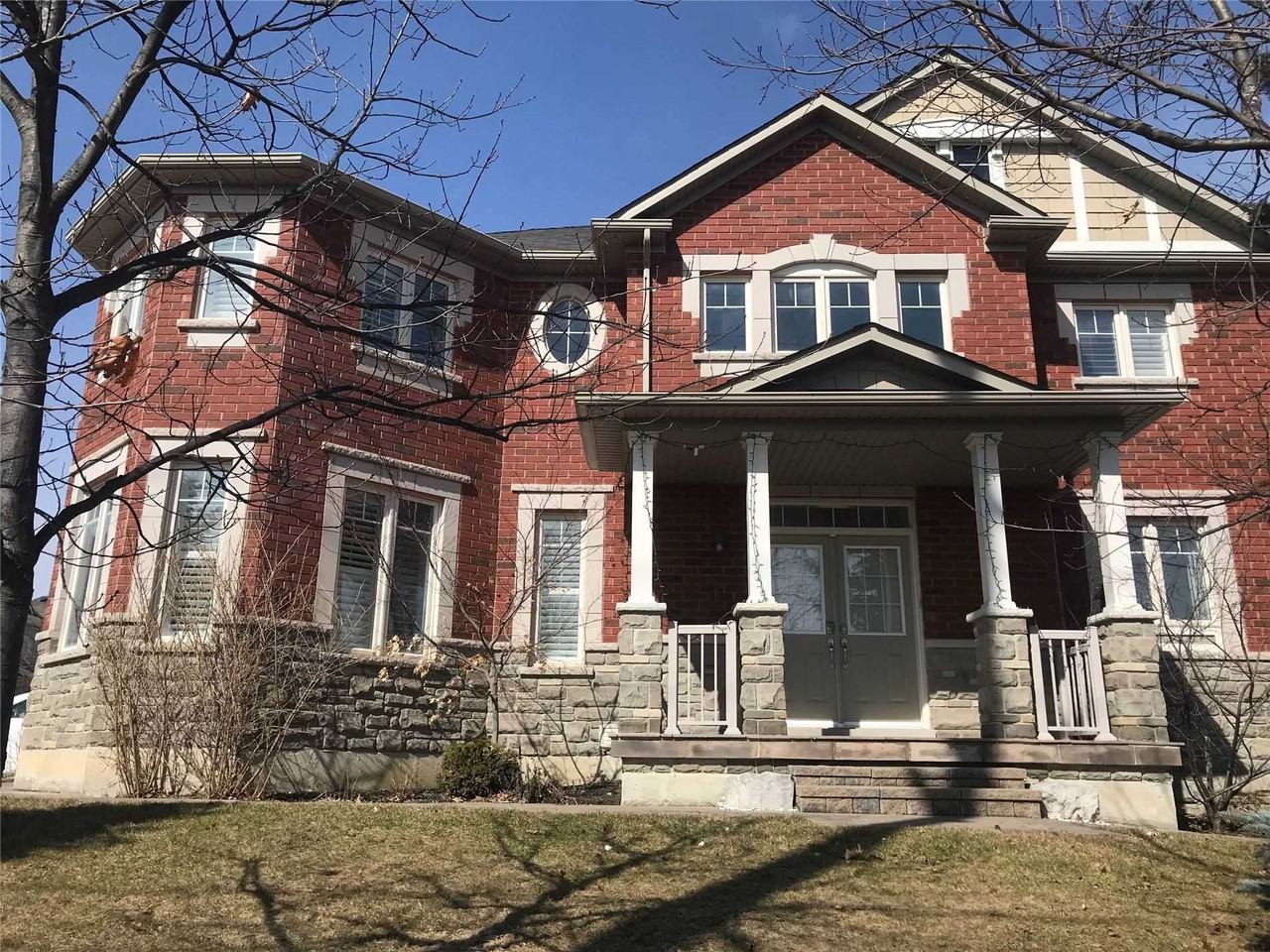 25 Langhorst Crescent - Photo 2 of 4