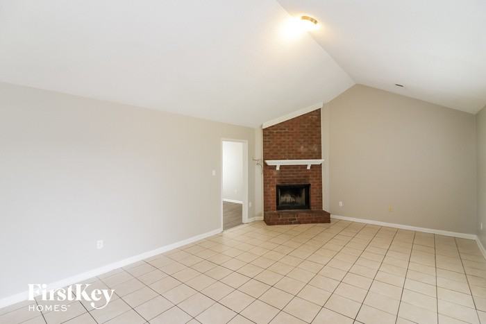 6465 Elmwood Cove - Photo 2 of 14