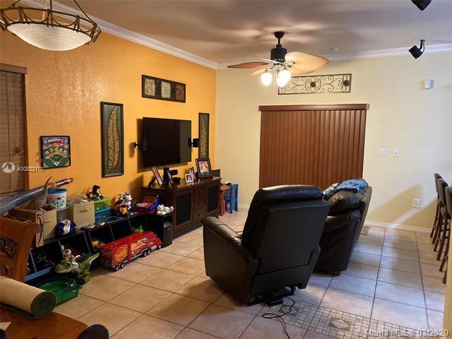 5060 SW 136th Ave - Photo 3 of 18