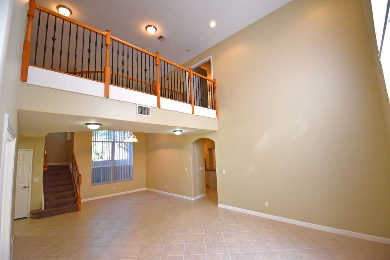 1691 E Classical Blvd - Photo 3 of 13