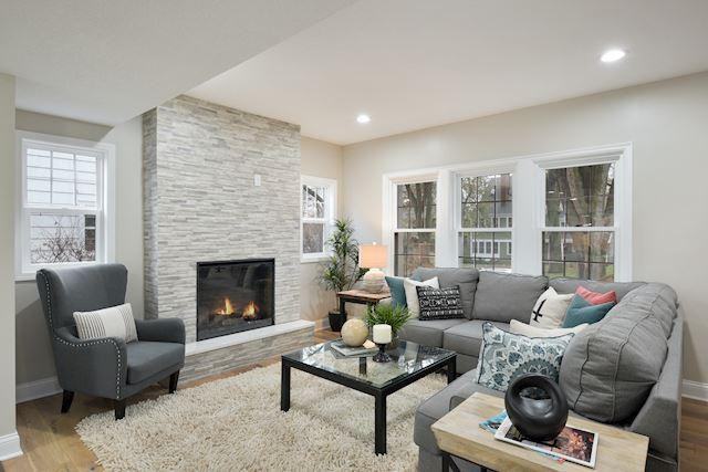 2753 Ewing Avenue S - Photo 3 of 31