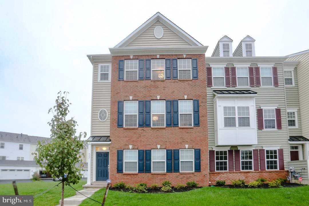 422 Leo Lane - Photo 2 of 31