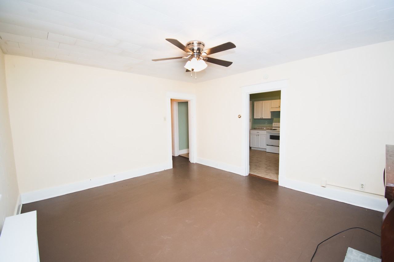 2727 Broadway Avenue #1 - Photo 2 of 16