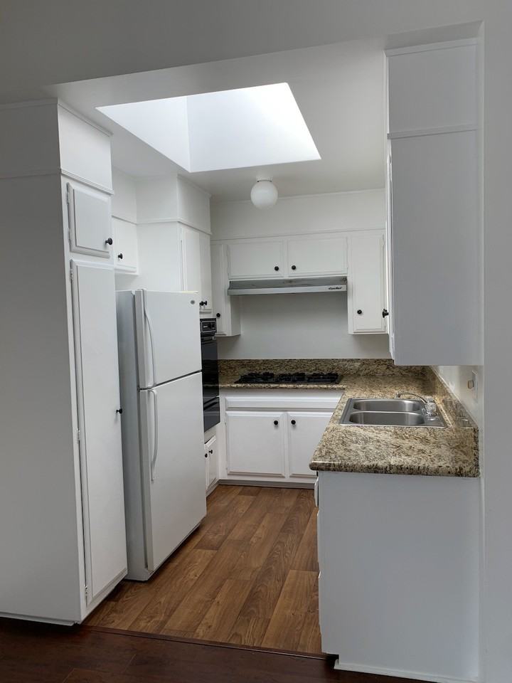 Norton Ave. & N. Harper Ave. - Photo 2 of 50