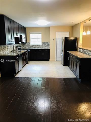 18140 NW 18th Ave - Photo 2 of 14