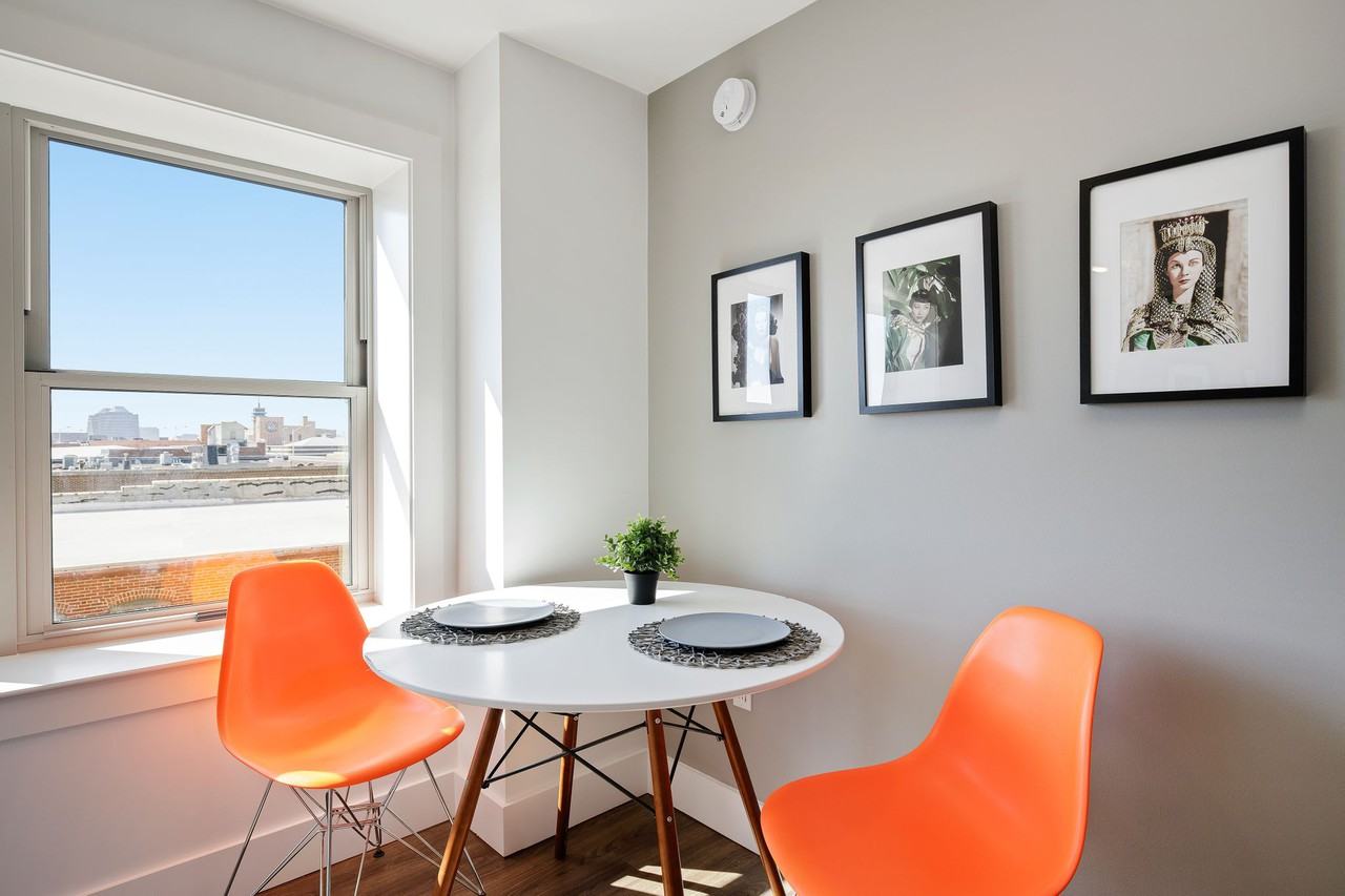 3835 Main St - Photo 3 of 50