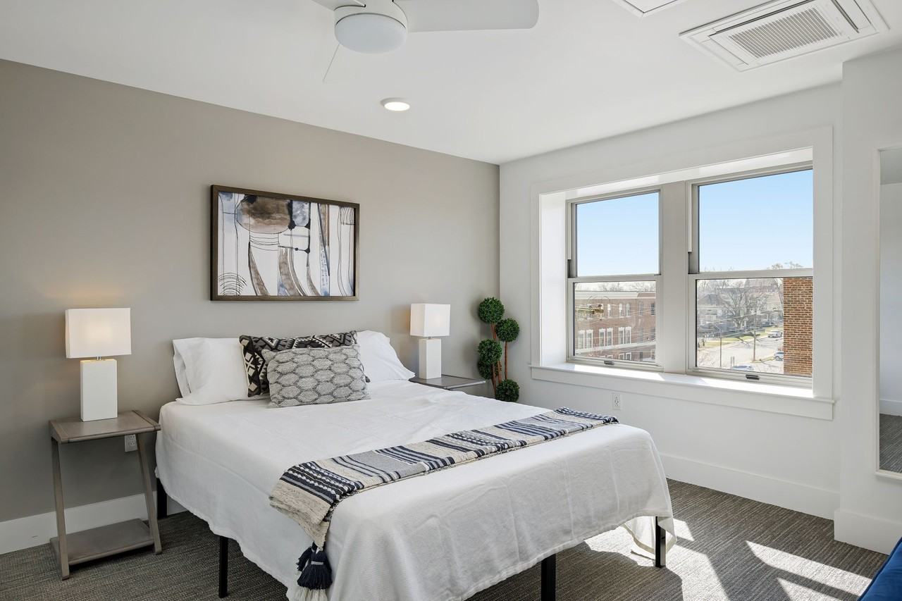 3835 Main St - Photo 6 of 50