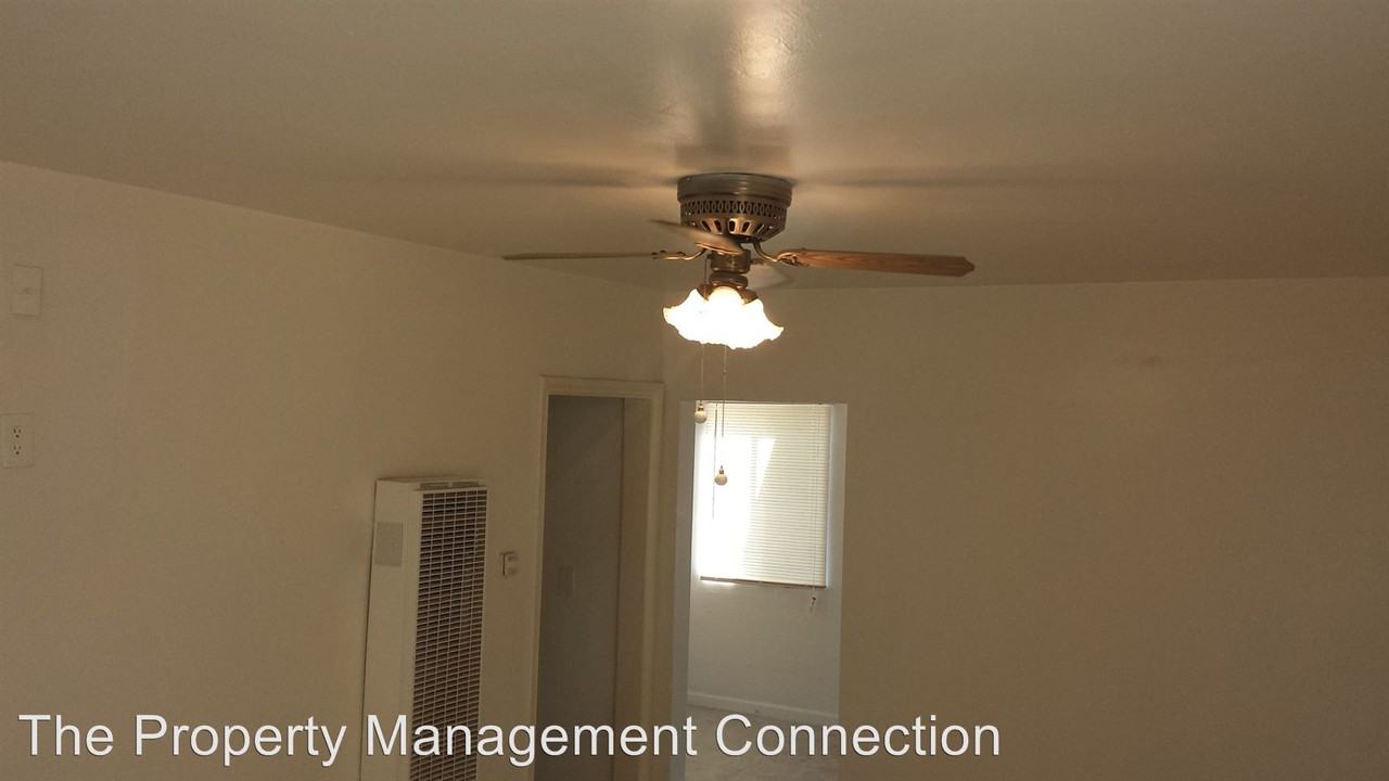 1864 Caspian Ave - Photo 3 of 13