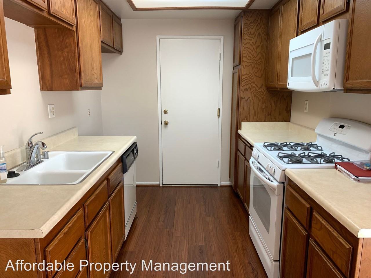 1191 Strawberry Lane - Photo 2 of 4