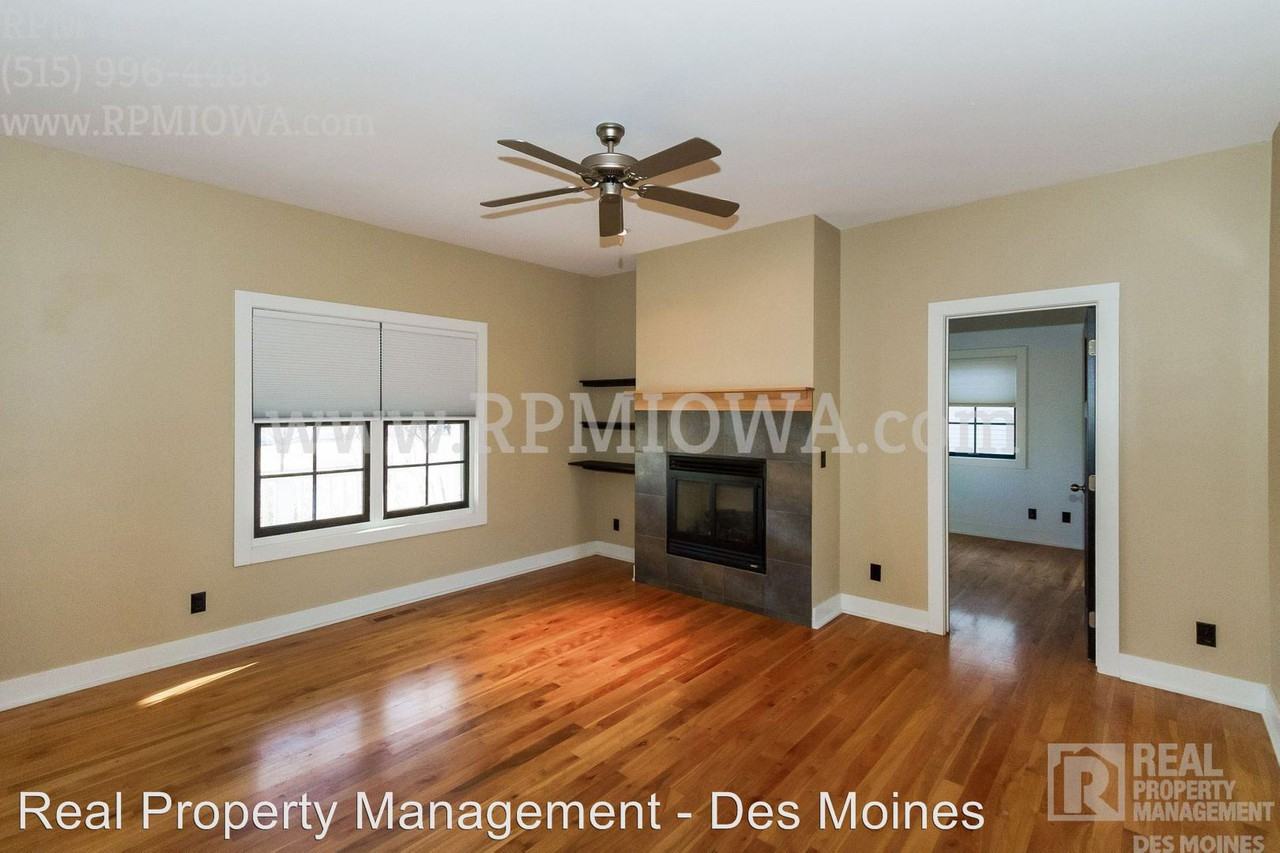 3311 Cullen Drive - Photo 2 of 16