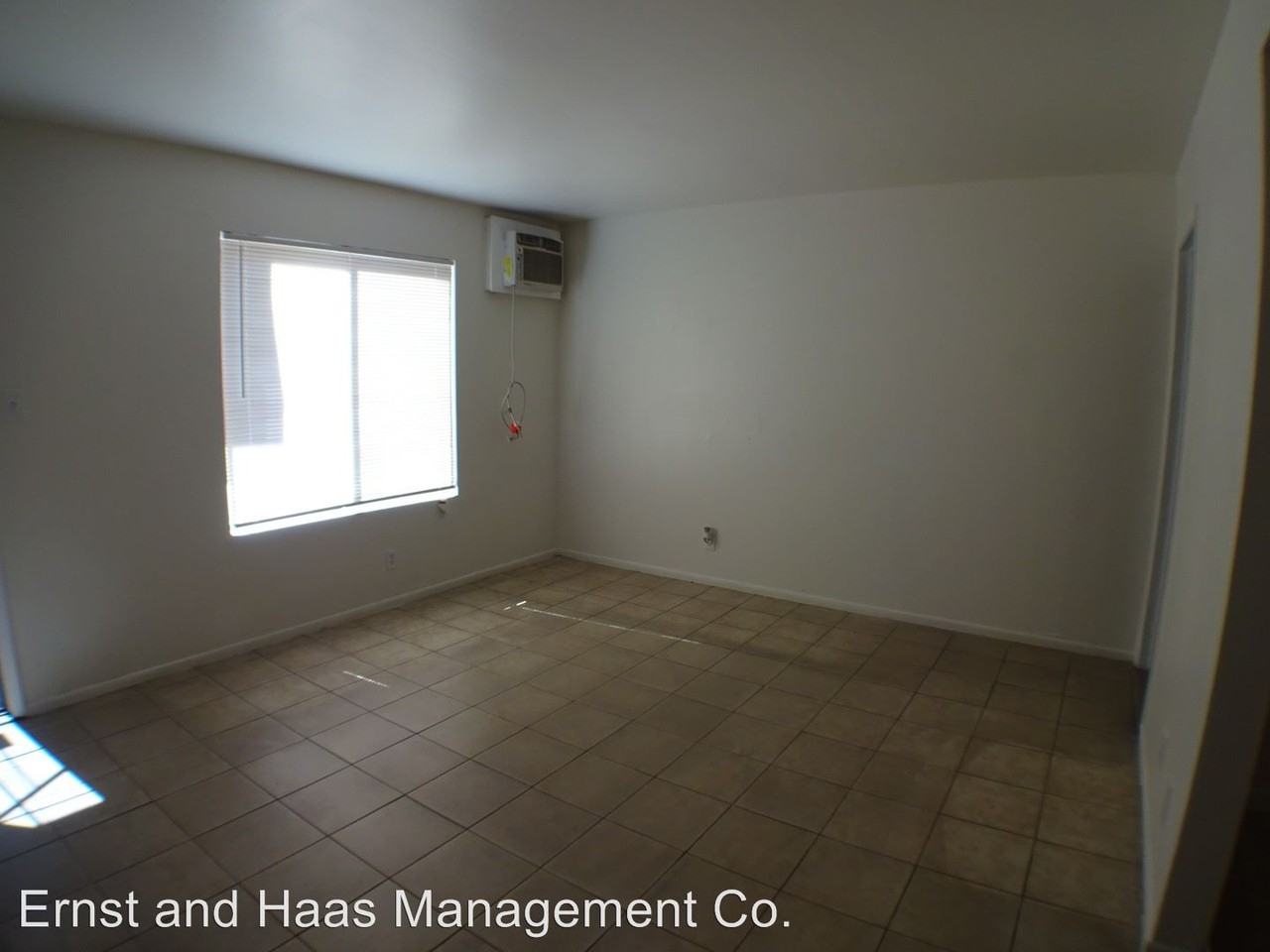 14423 Flallon Ave - Photo 3 of 12