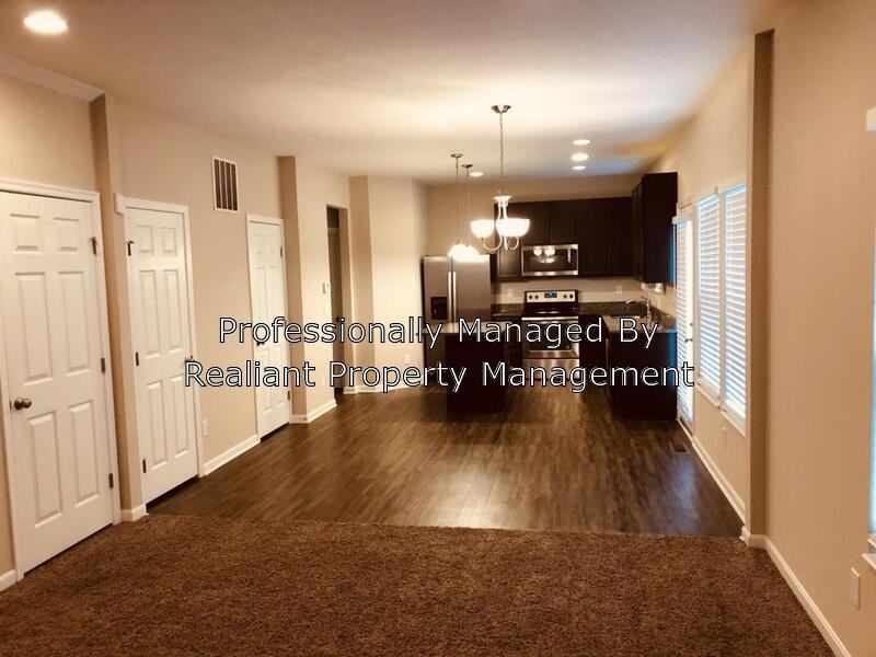 10157 Cardigan Dr - Photo 3 of 14