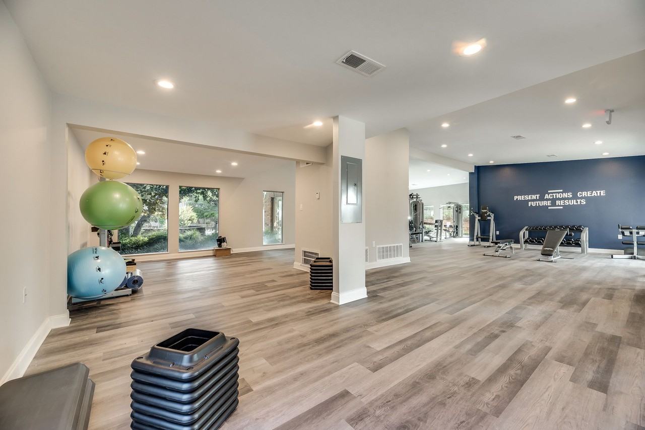 Westgate - Photo 5 of 33