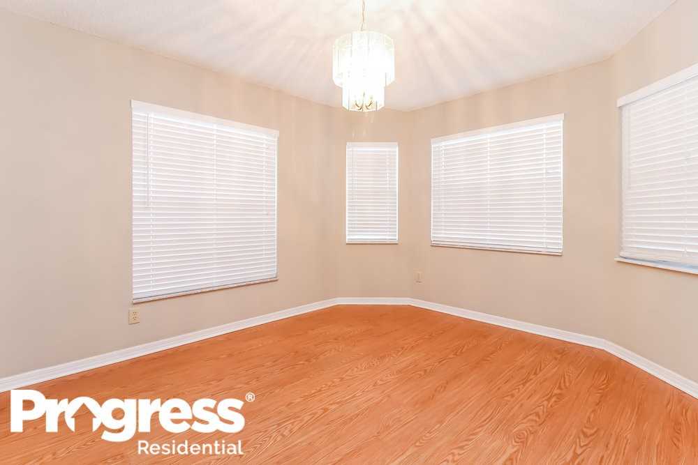 4851 Mill Run Dr - Photo 3 of 15