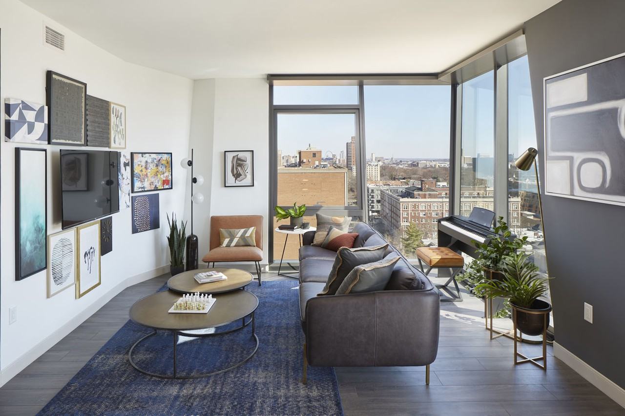 One Hundred Above the Park - Photo 2 of 50