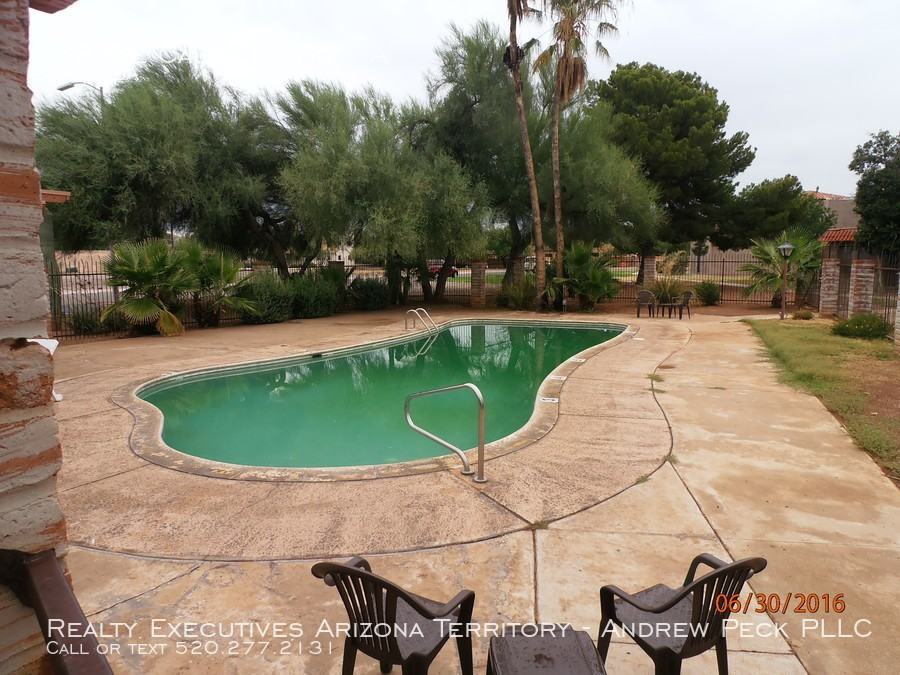 6625 E Calle La Paz #A