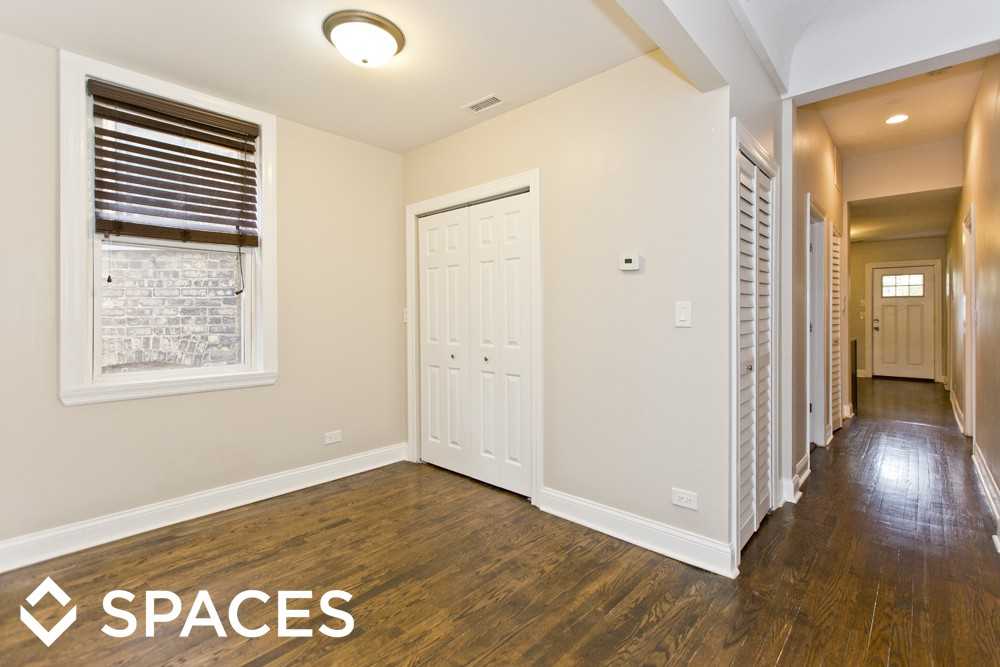 4849 N Seeley Ave - Photo 3 of 12