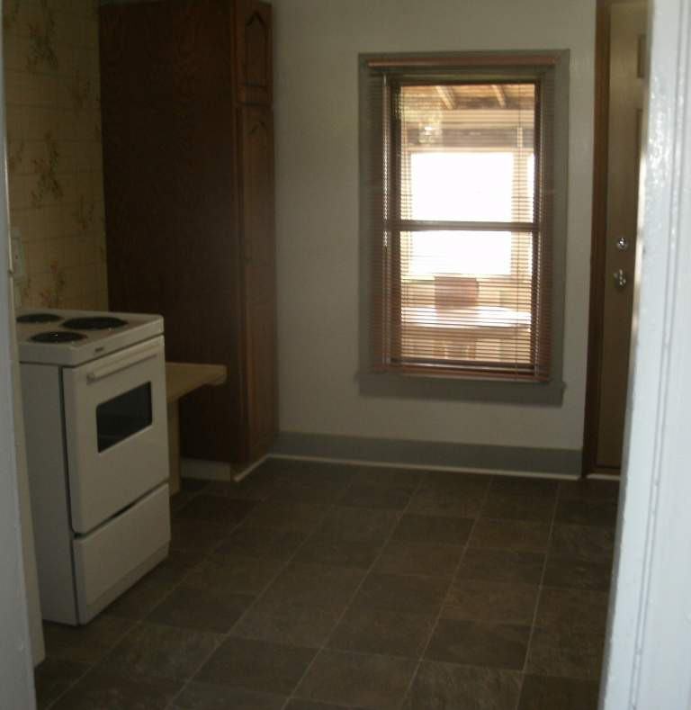 Lansdowne Avenue - Photo 3 of 13