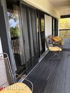 67 Ne Alice St - Photo 2 of 11