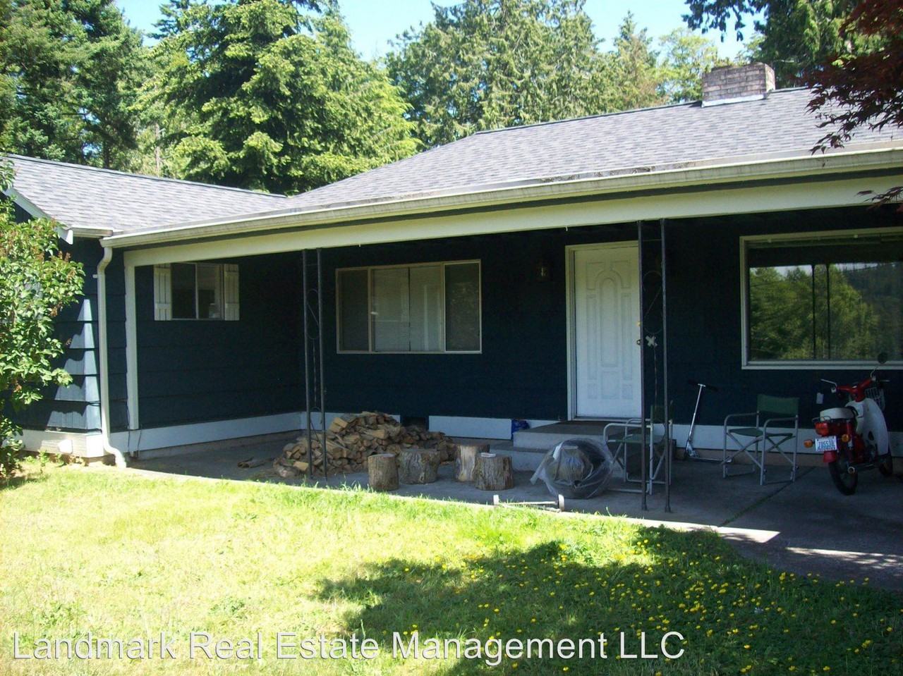 205 Ashley Street - Photo 2 of 11