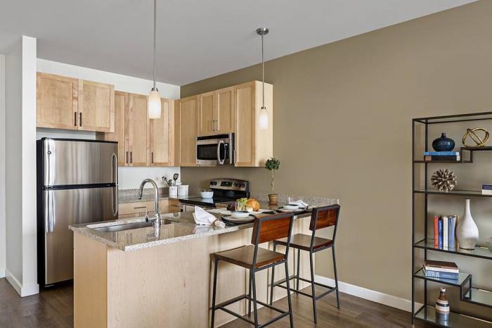 447 D St - Photo 2 of 19