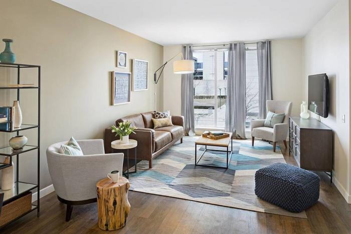 447 D St - Photo 3 of 19