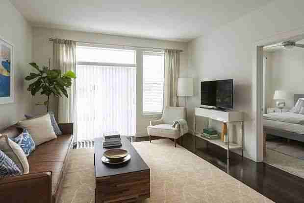 104 Arsenal St - Photo 2 of 13