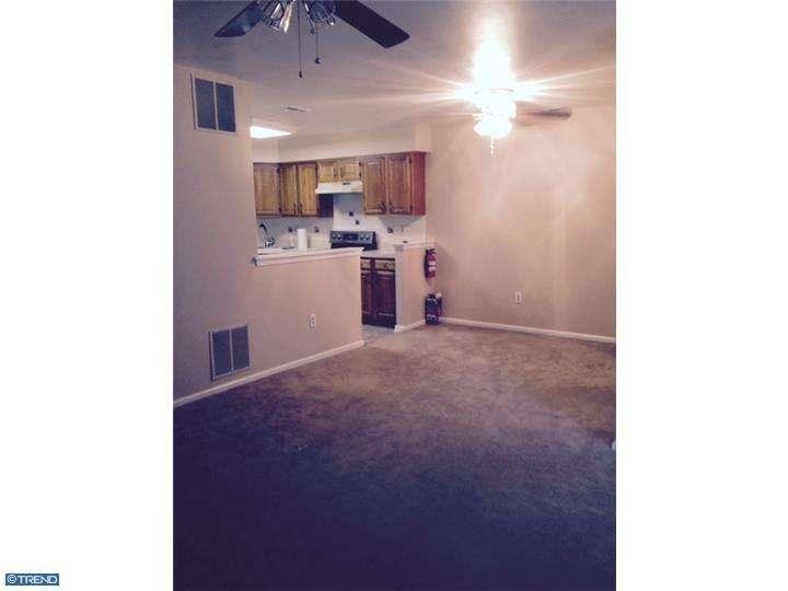 15 Pickwick Pl - Photo 2 of 12