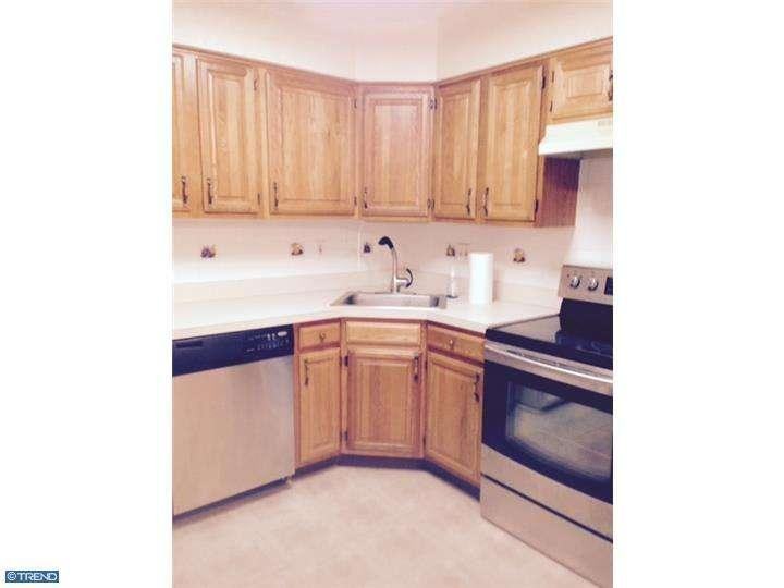 15 Pickwick Pl - Photo 3 of 12