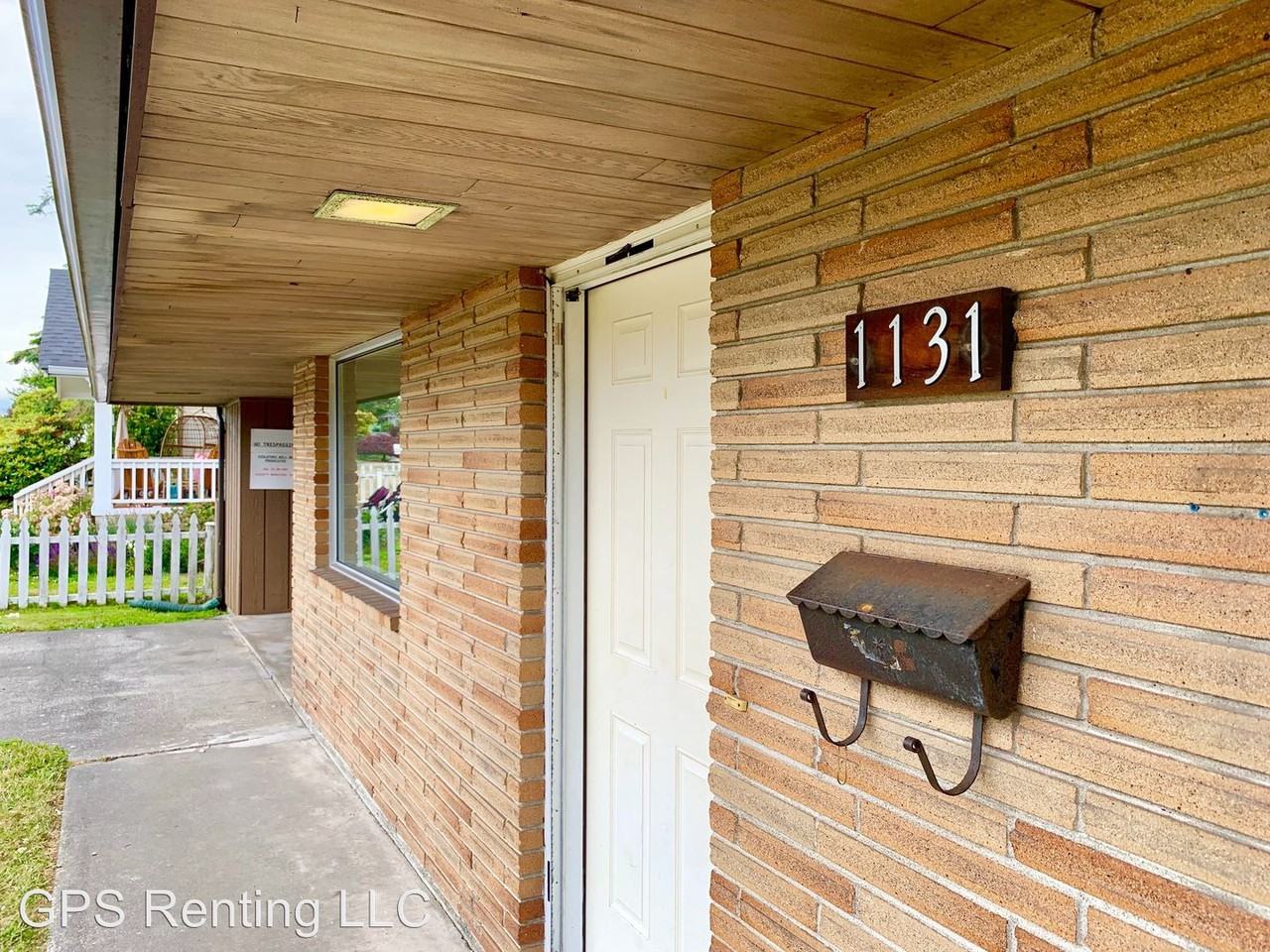 1131 Lombard Avenue - Photo 3 of 16