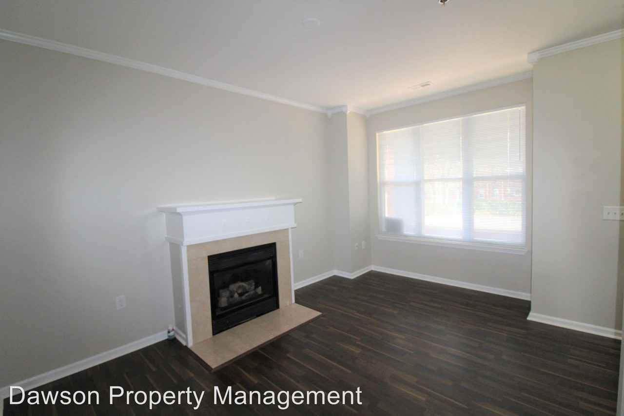 559 E. 9th Street - Photo 3 of 22