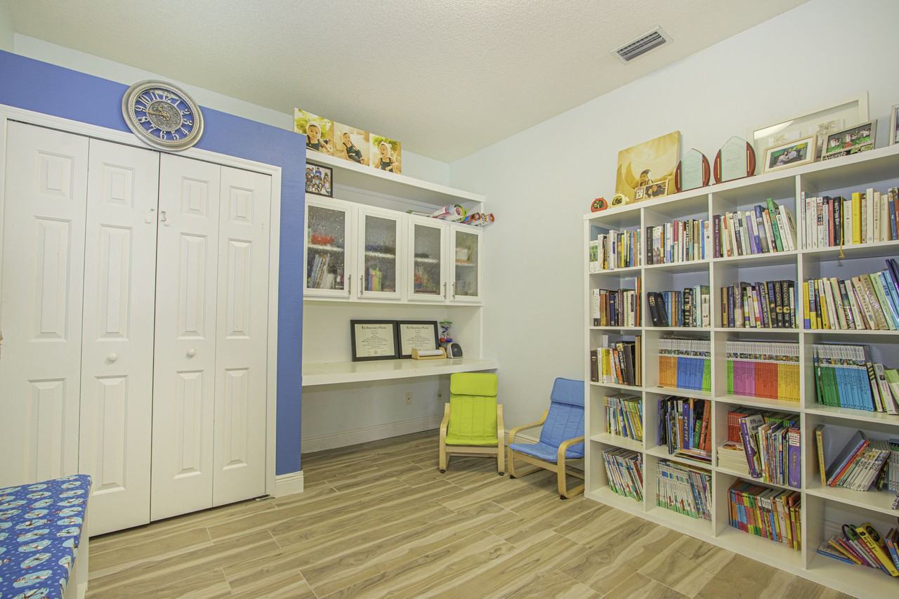 14421 Pepperpine Dr - Photo 3 of 4